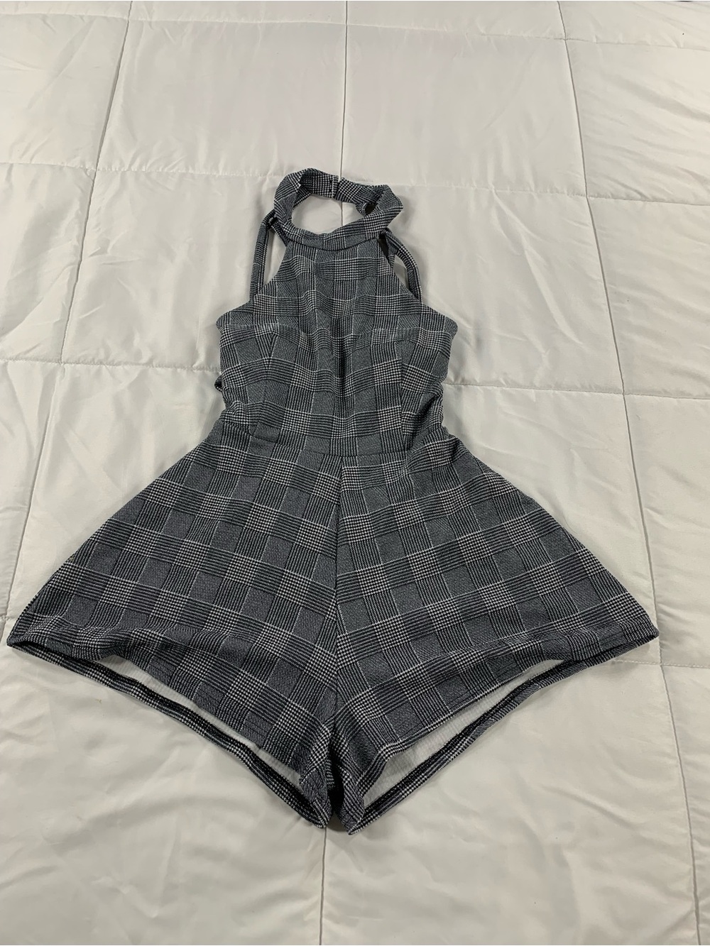 Pre loved UK2LA romper womens size L